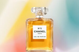 Chanel N ° 5 - The Iconic and Timeless Masterpiece