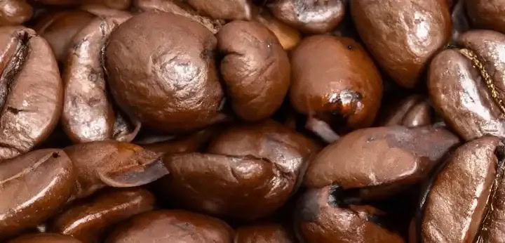 Coffee note – rich roasted nuance creating warmth and complexity