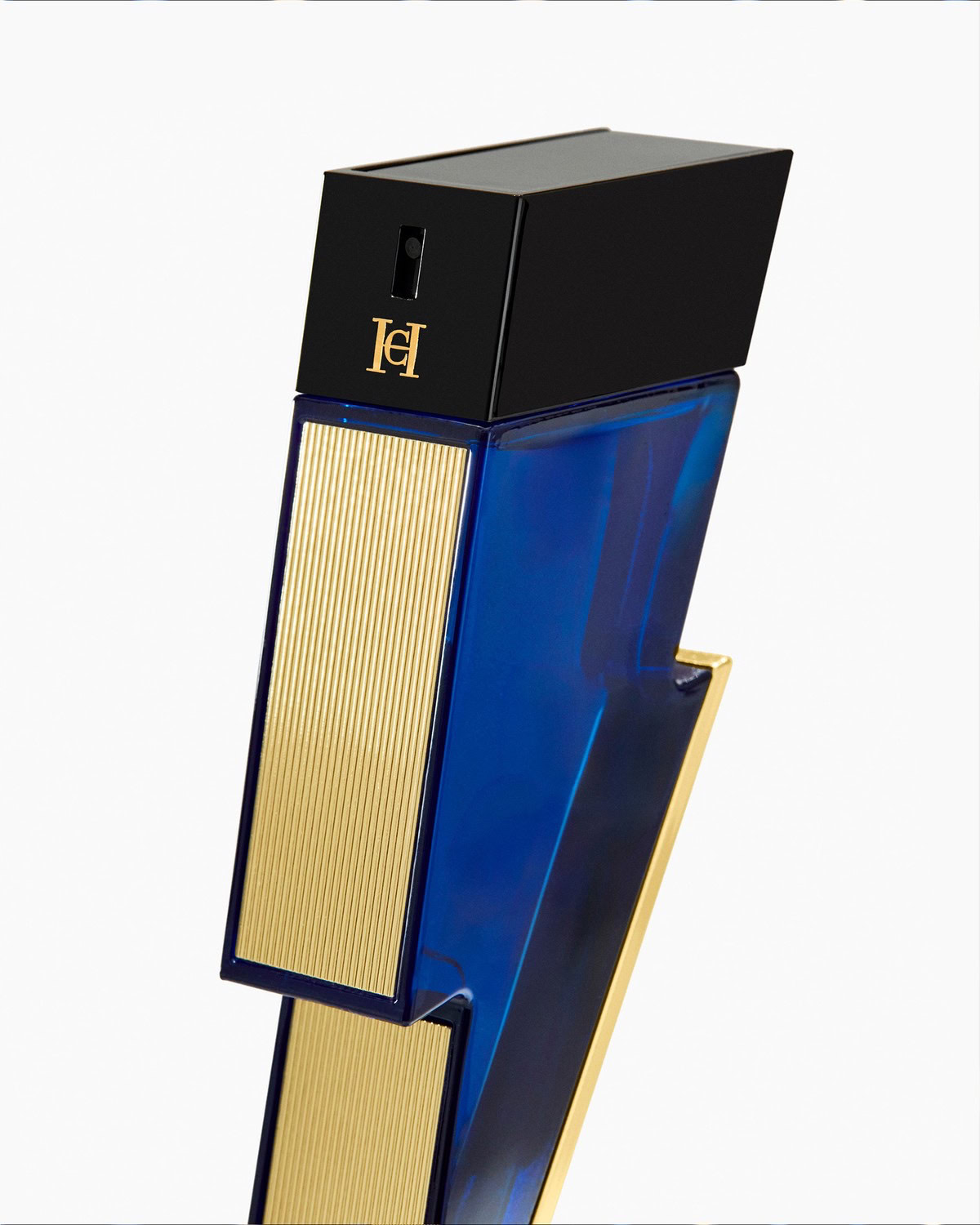 carolina herrera bad boy cobalt absolu amber woody aromatic fragrance for men